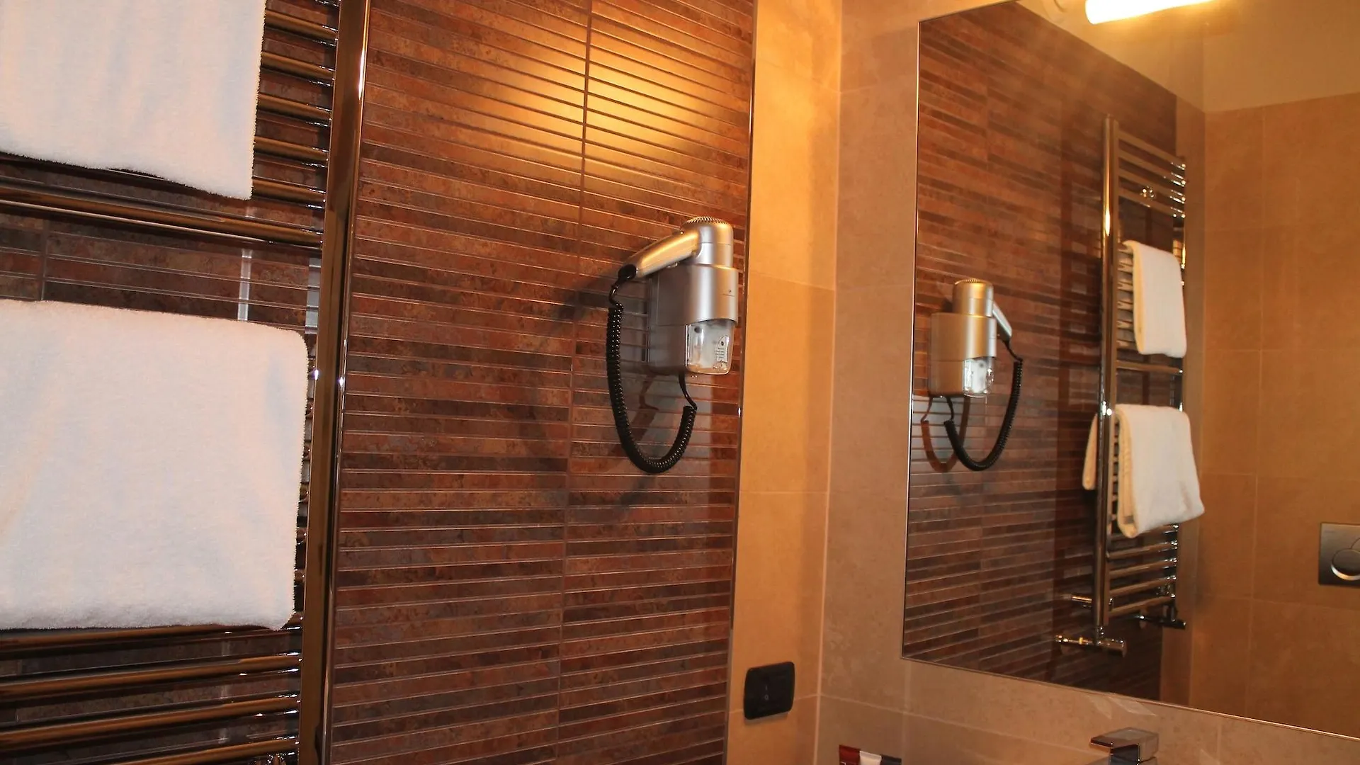 ****  Hotel Mozart Milan Italy