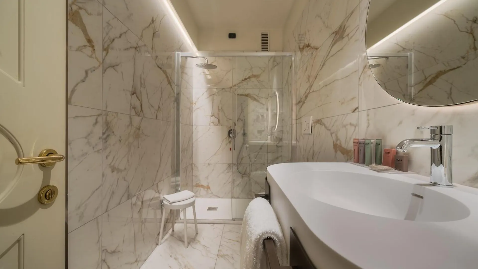 ****  Hotel Mozart Milan Italie