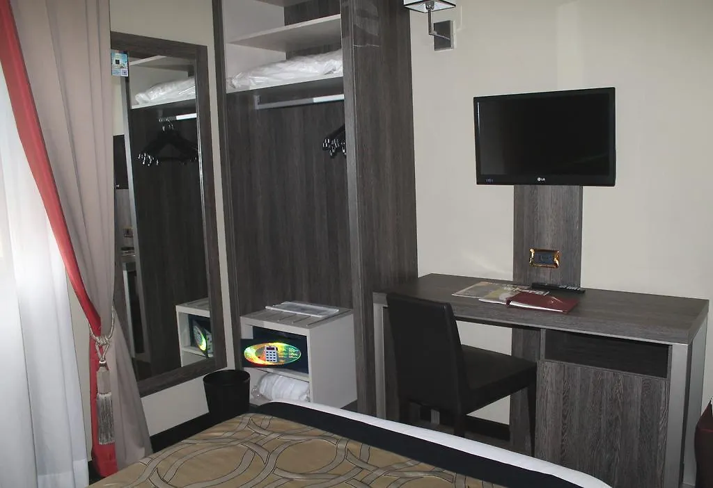 Hotel Mozart Milan