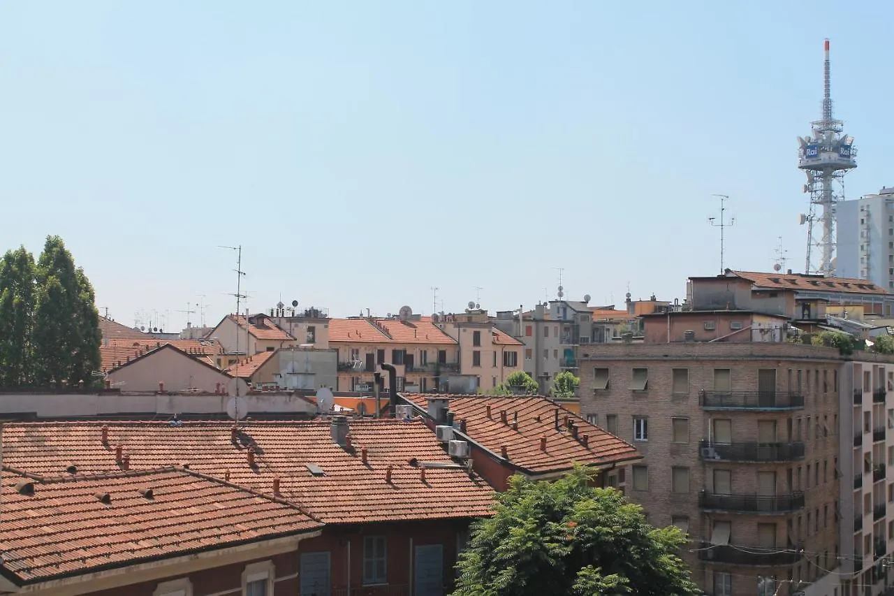 Hotel Mozart Milan